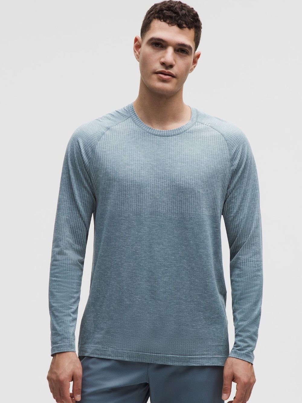 lululemon athletica Men's Long-Sleeve Waffle Crew - Dusty Blue